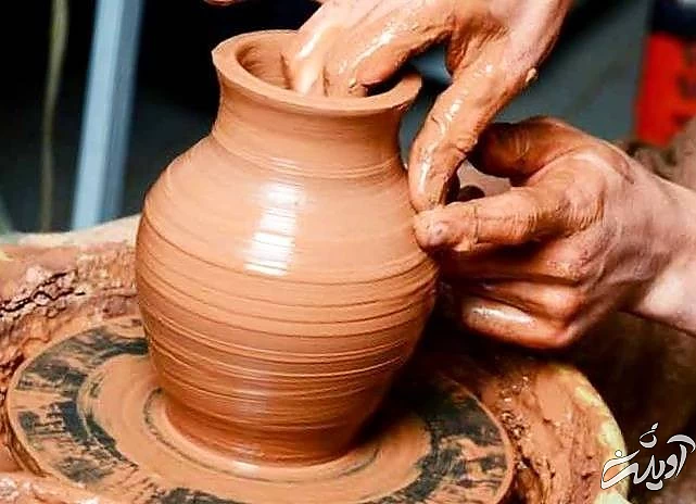 سفالگری از صنایع دستی شیراز سفالگری